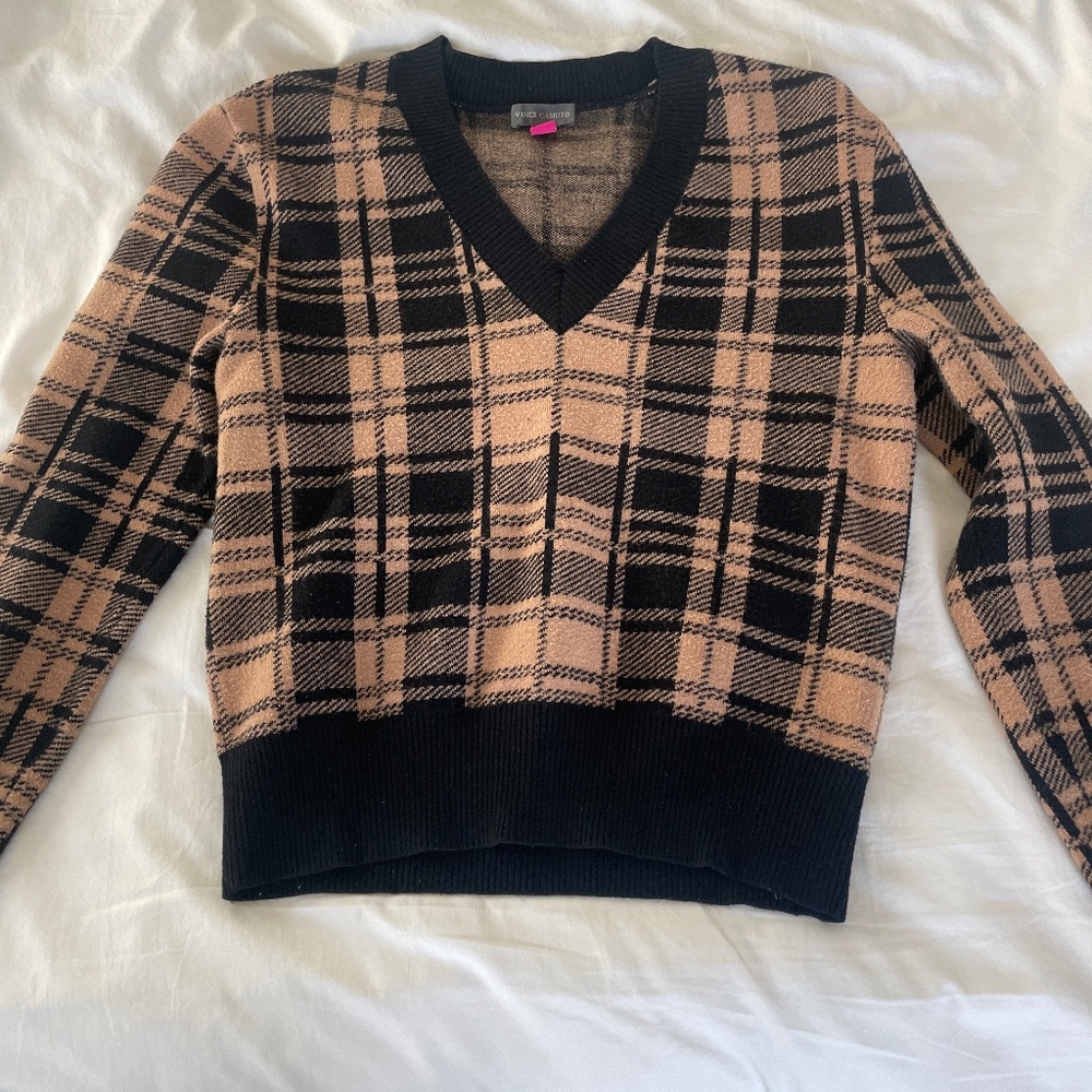 Vince Camuto Sweater